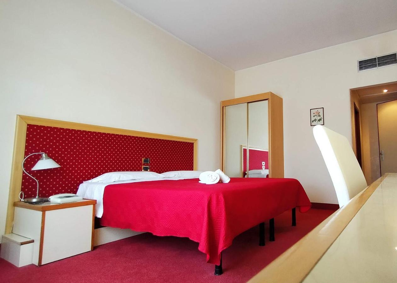 Hotel Palace Masoanri'S Reggio di Calabria Luaran gambar