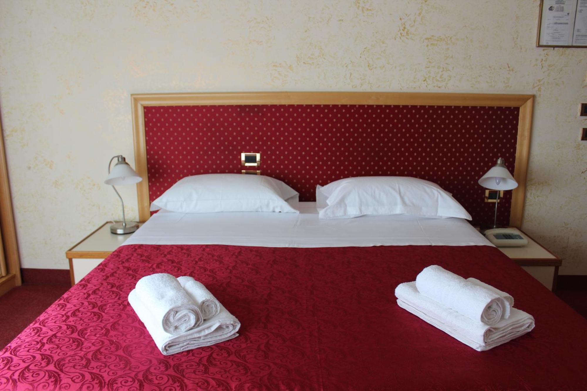 Hotel Palace Masoanri'S Reggio di Calabria Luaran gambar