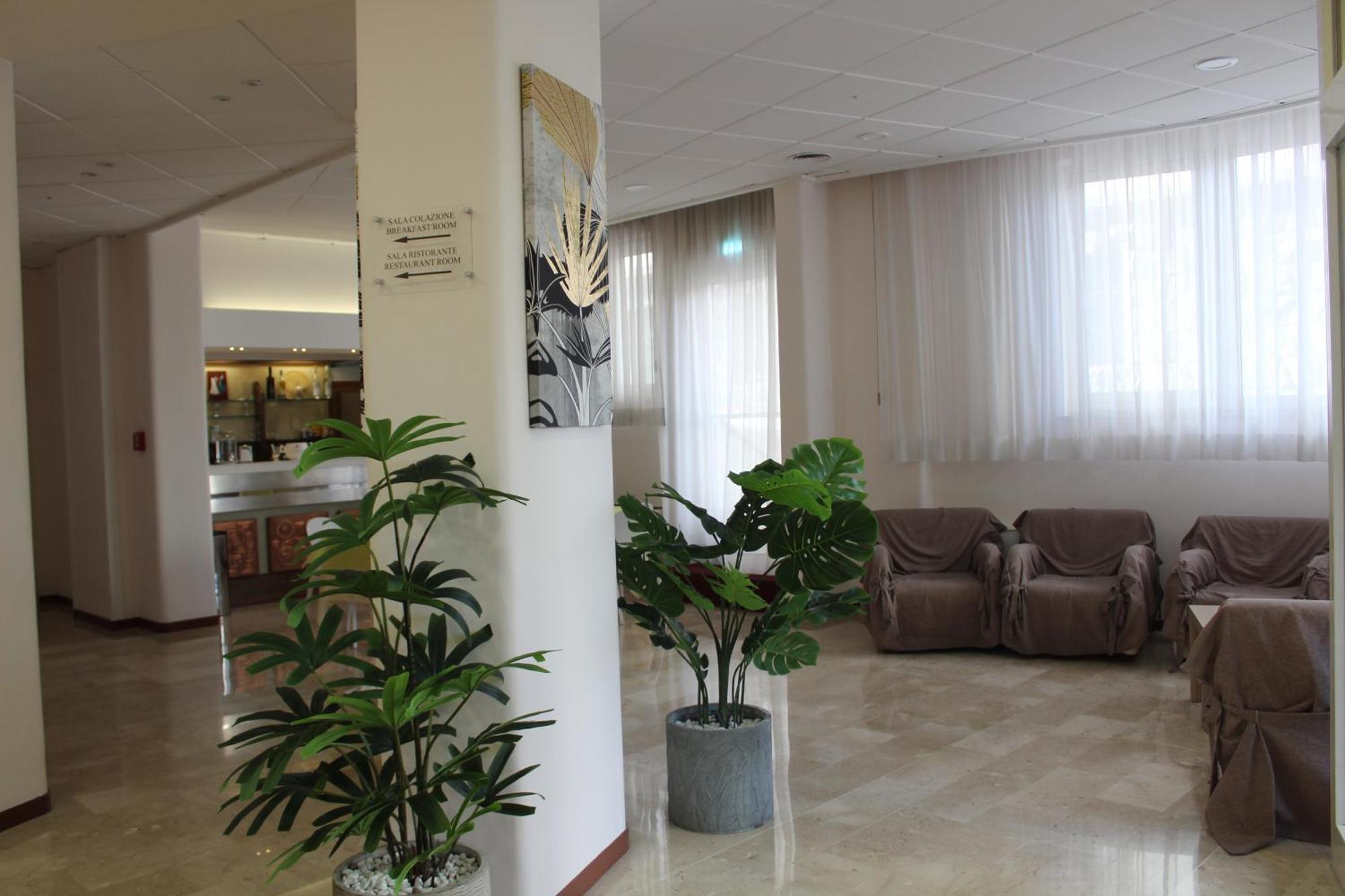 Hotel Palace Masoanri'S Reggio di Calabria Luaran gambar